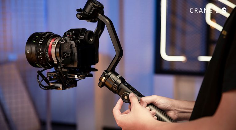 معرفی گیمبال دوربین zhiyun tech crane 2s
