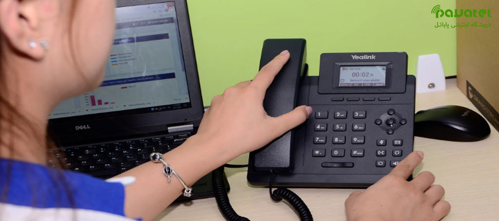 بررسی مشخصات . قیمت تلفن رومیزی تحت شبکه یالینک SIP-T30P در پایاتل